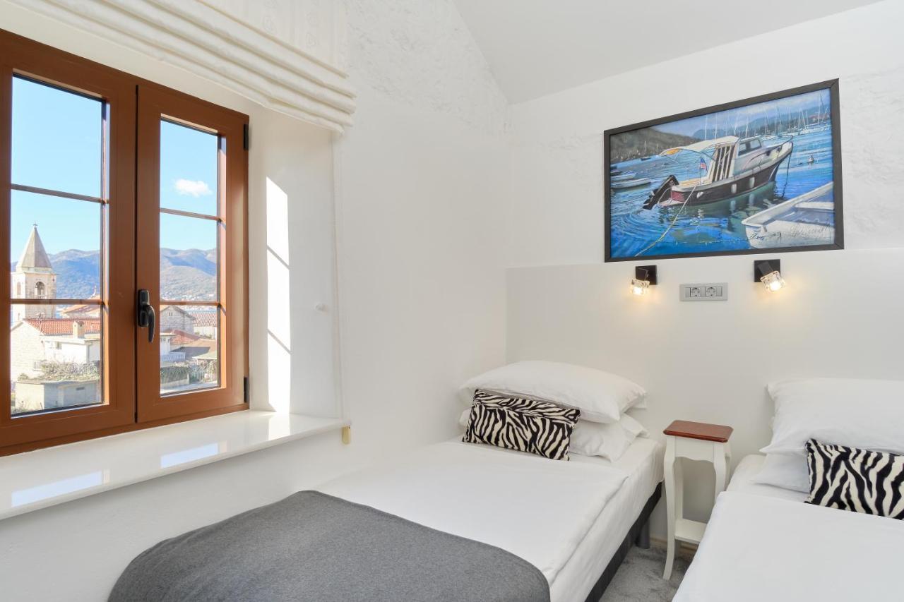 Apartments Zebra Тиват Экстерьер фото